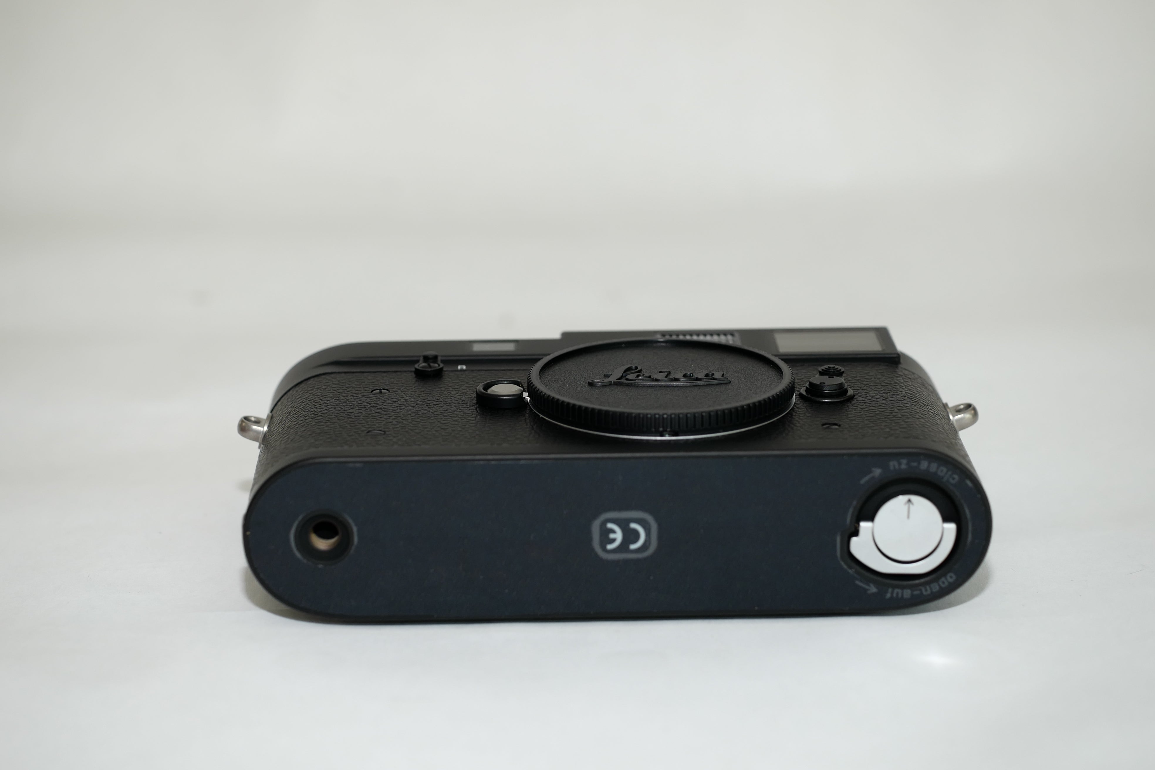 Pre-Owned Leica M-A (Typ 127) Rangefinder Camera (Black)
