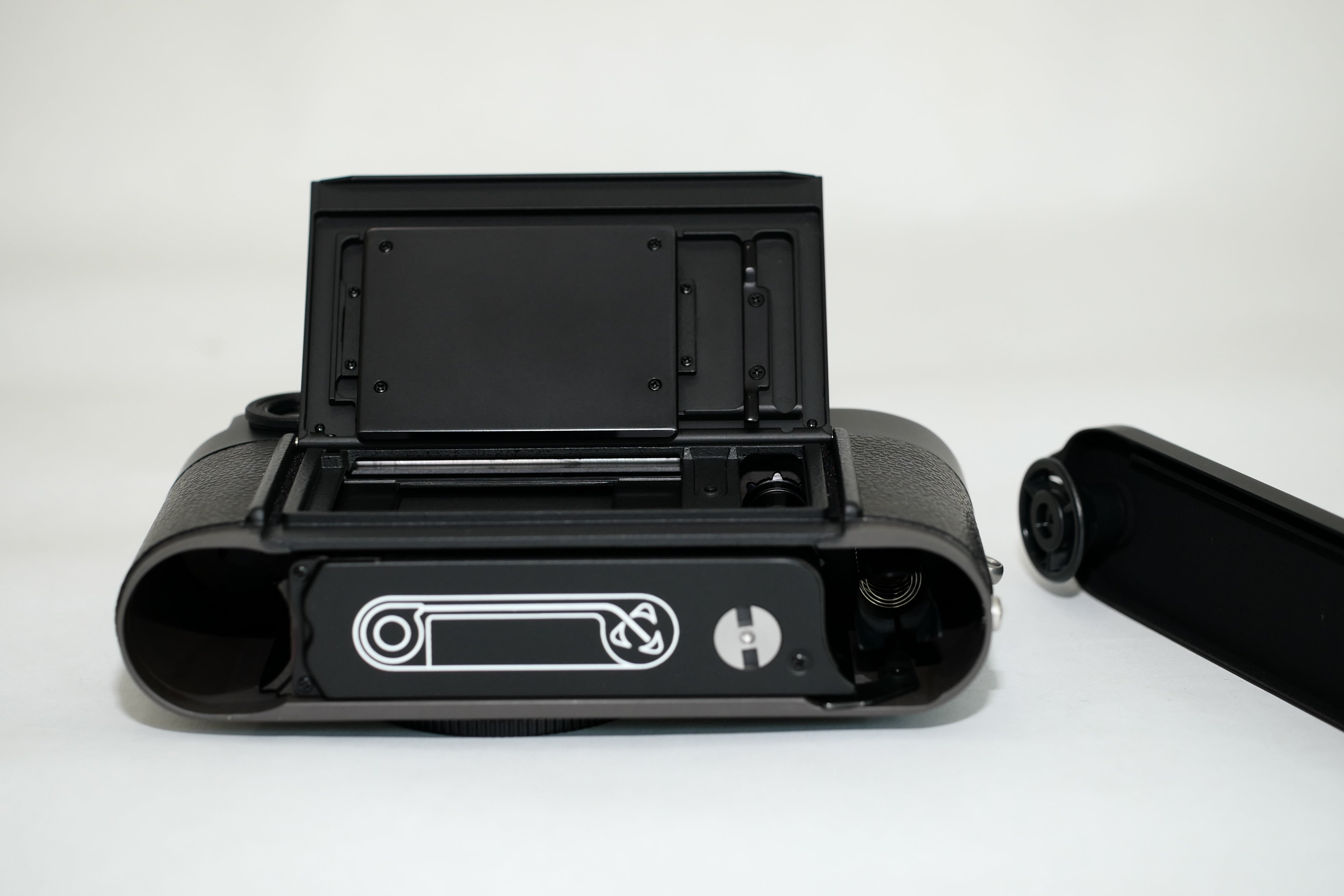 Pre-Owned Leica M-A (Typ 127) Rangefinder Camera (Black)