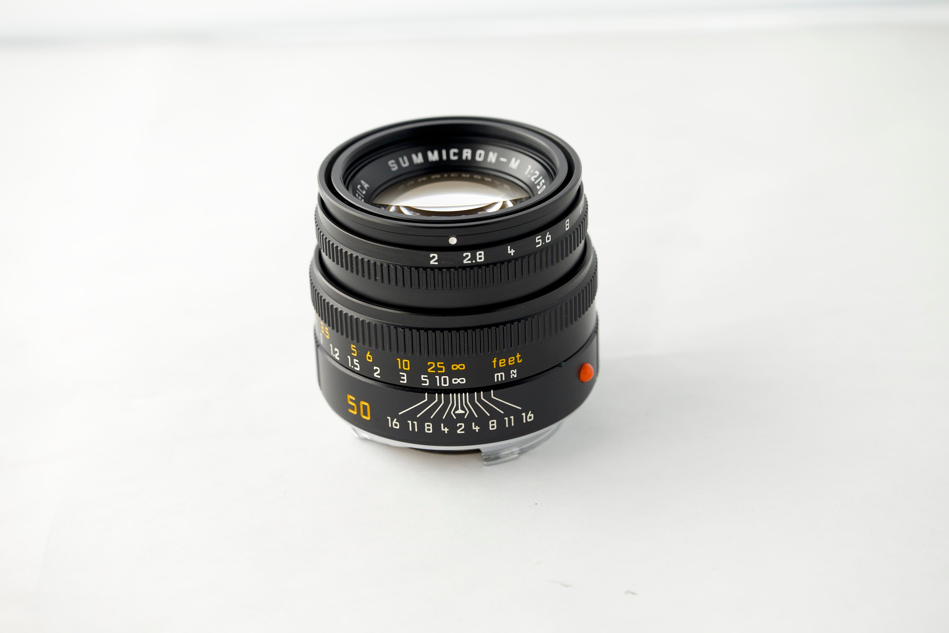 Pre-Owned Summicron-M 50mm / f2.0 black anodized (E39)