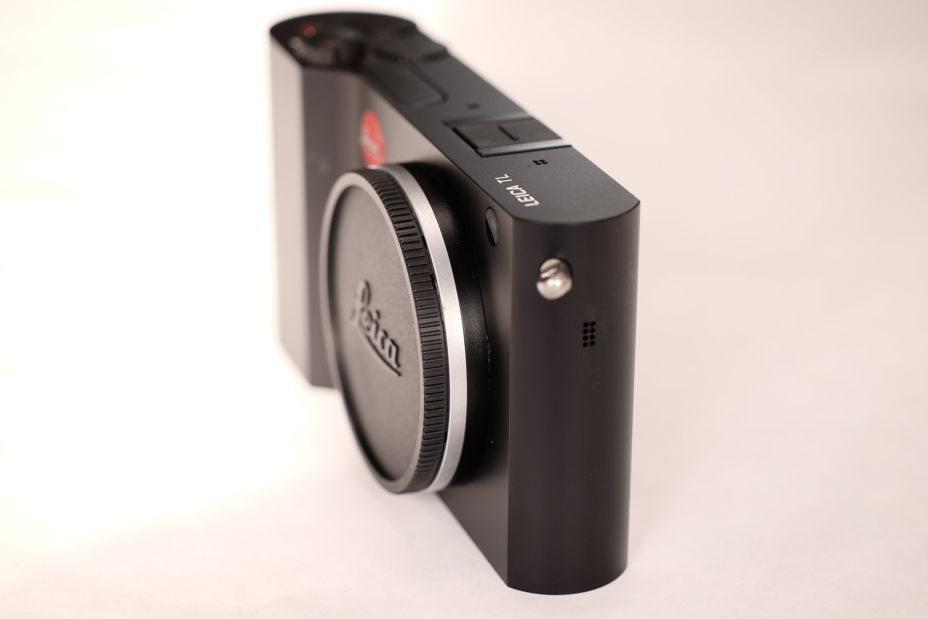 Pre-Owned Leica TL w/ Summicron-T 23mm lens