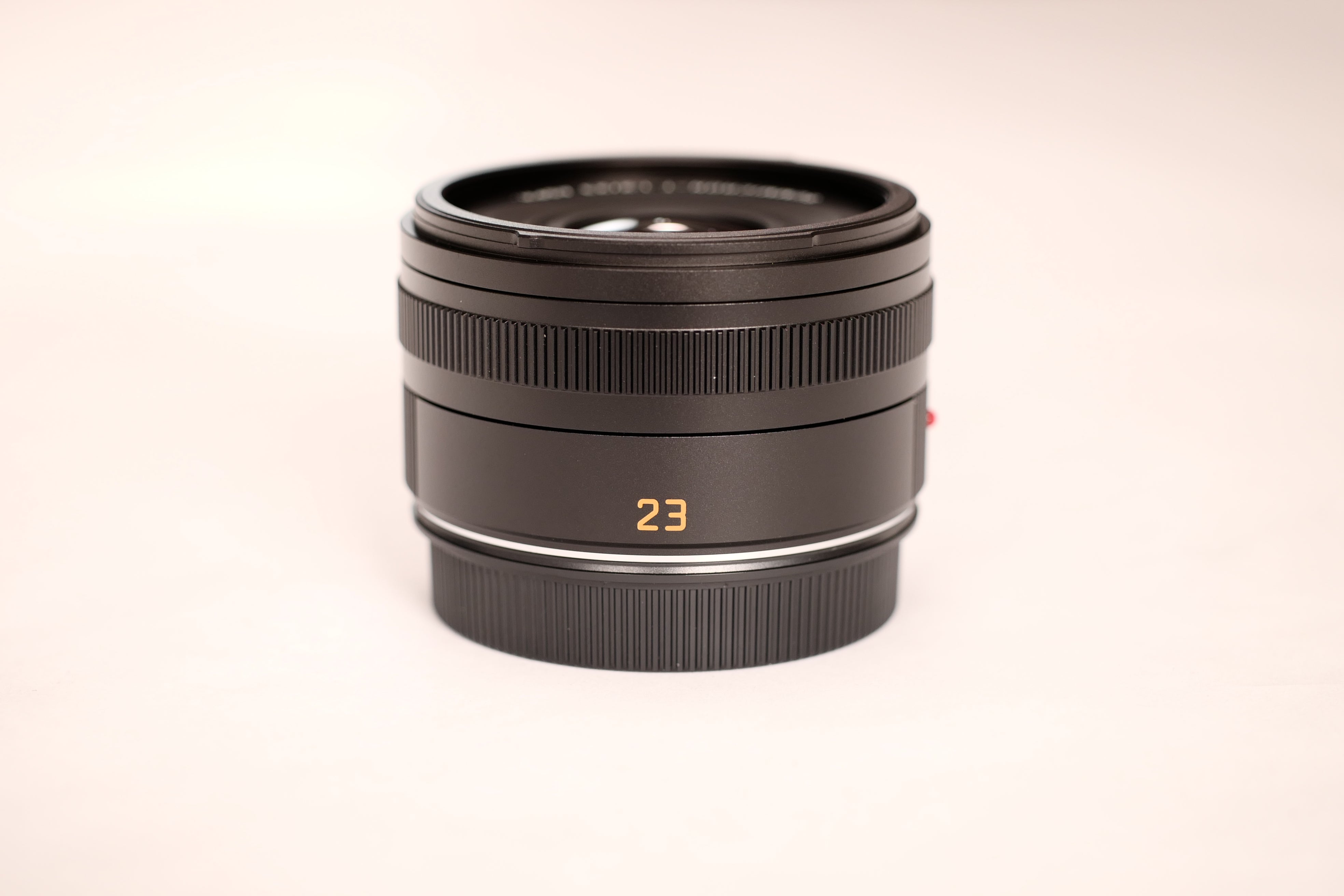 Pre-Owned Leica TL w/ Summicron-T 23mm lens