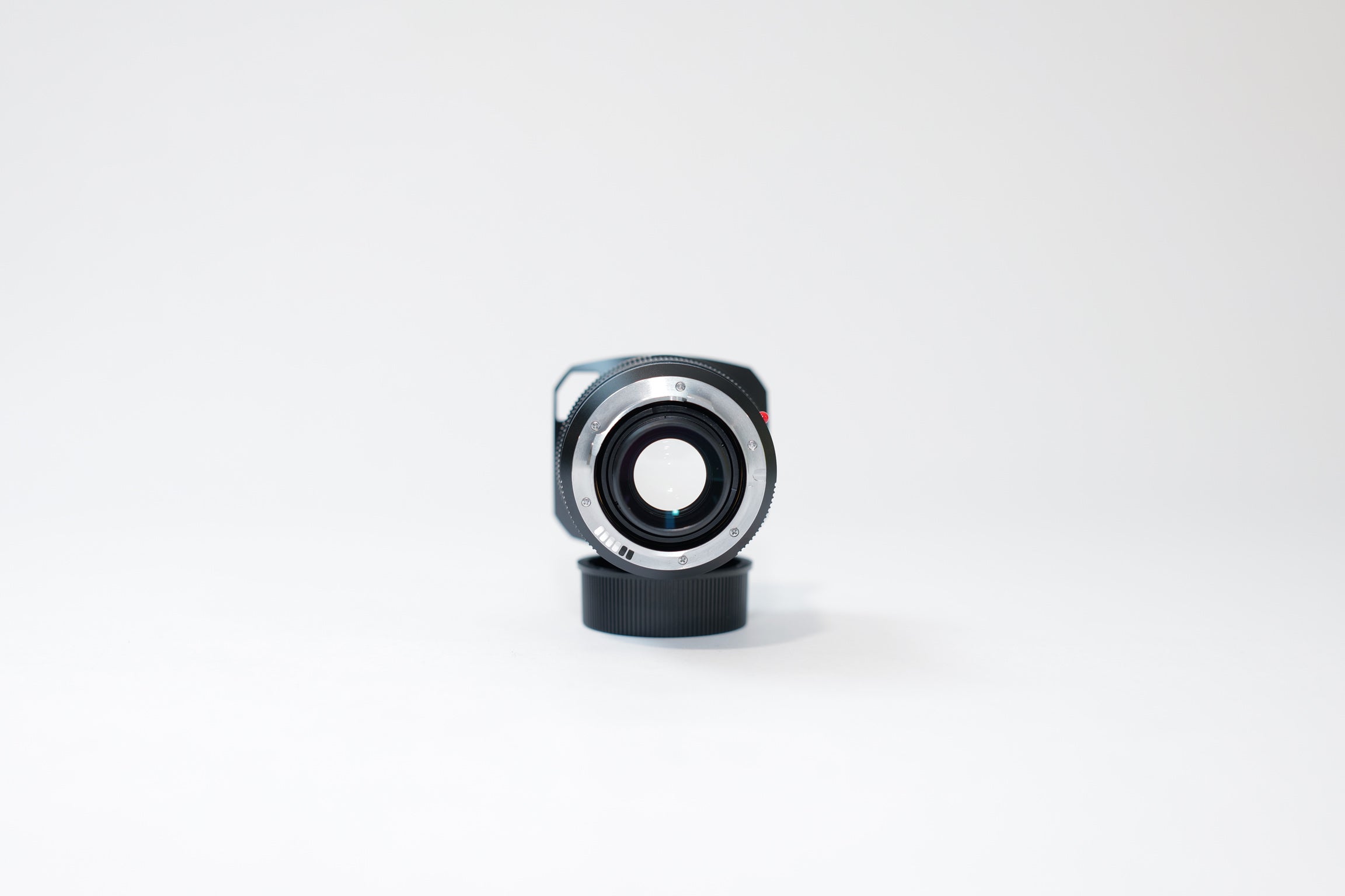 Pre-Owned Leica 24mm f/1.4 Summilux-M Aspherical Manual Focus Lens – Black , 11601