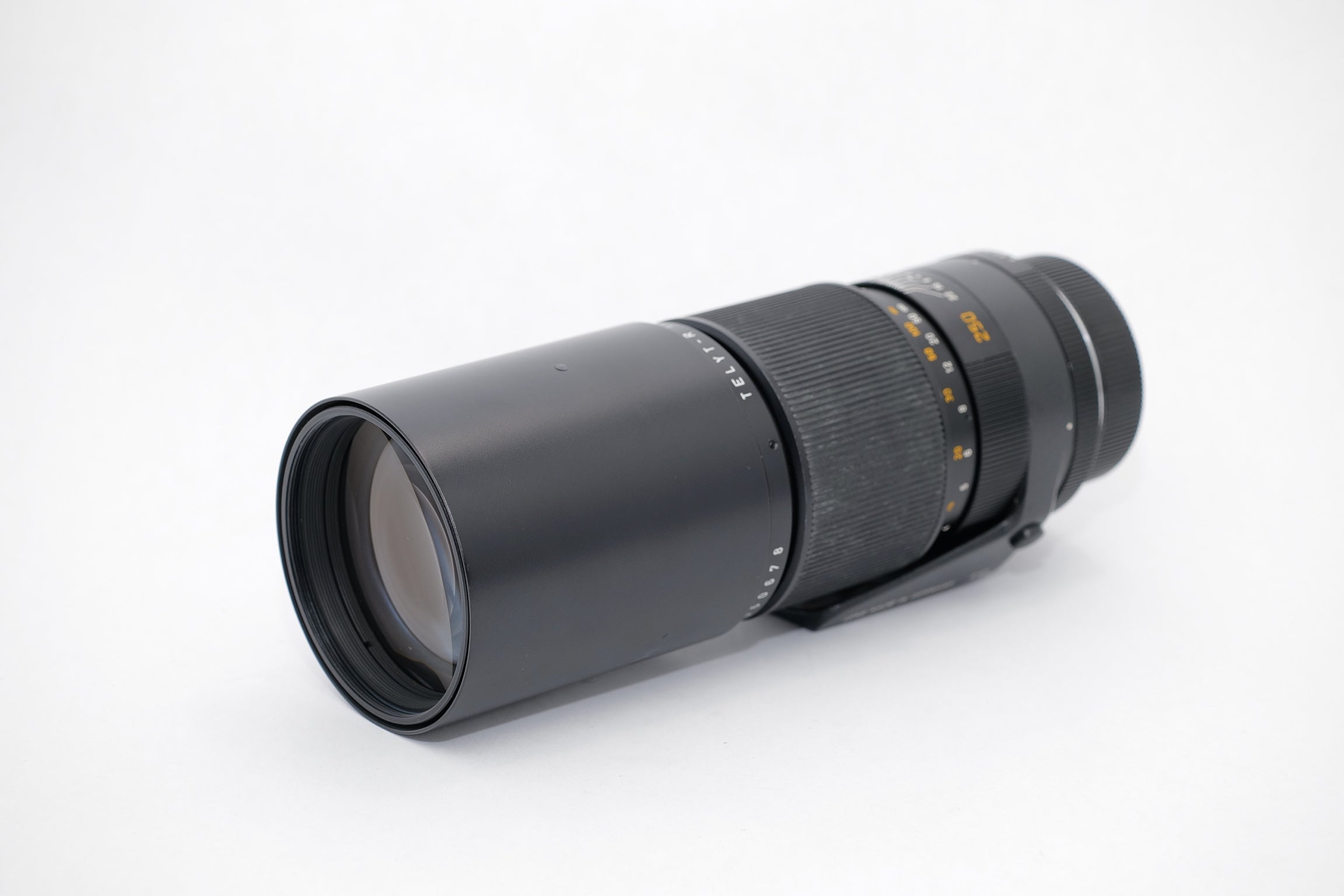 Pre-Owned Leica Telyt-R 250mm F4 Tele Telephoto Lens