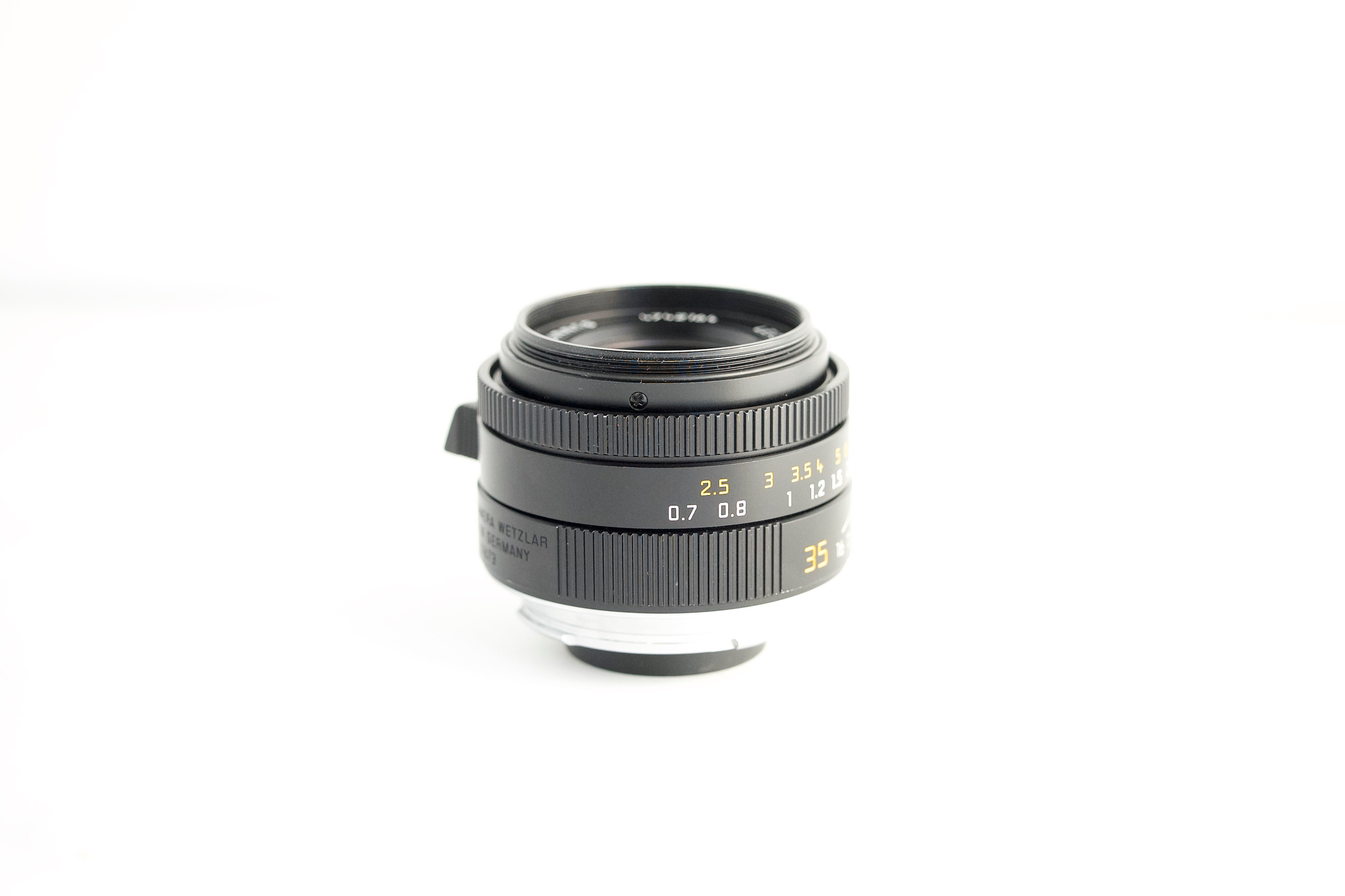 Pre-Owned Summicron-M 35mm / f2 ASPH black anodized (E39)