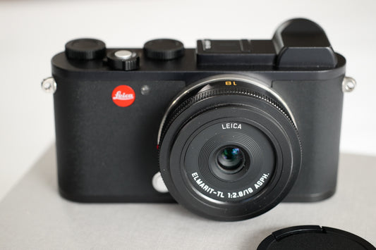 Pre- Owned Leica CL with 18mm Lens