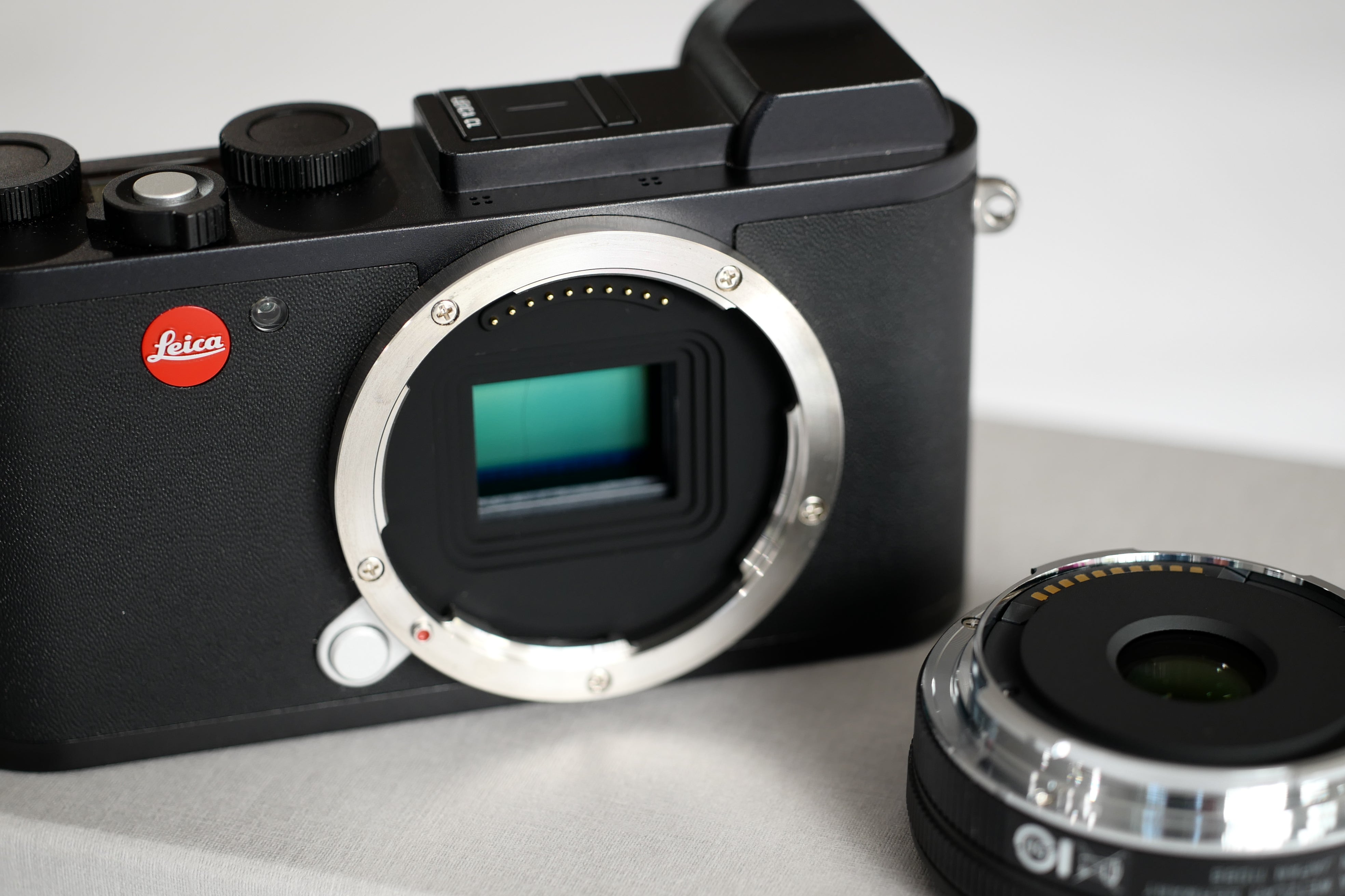 Pre- Owned Leica CL with 18mm Lens