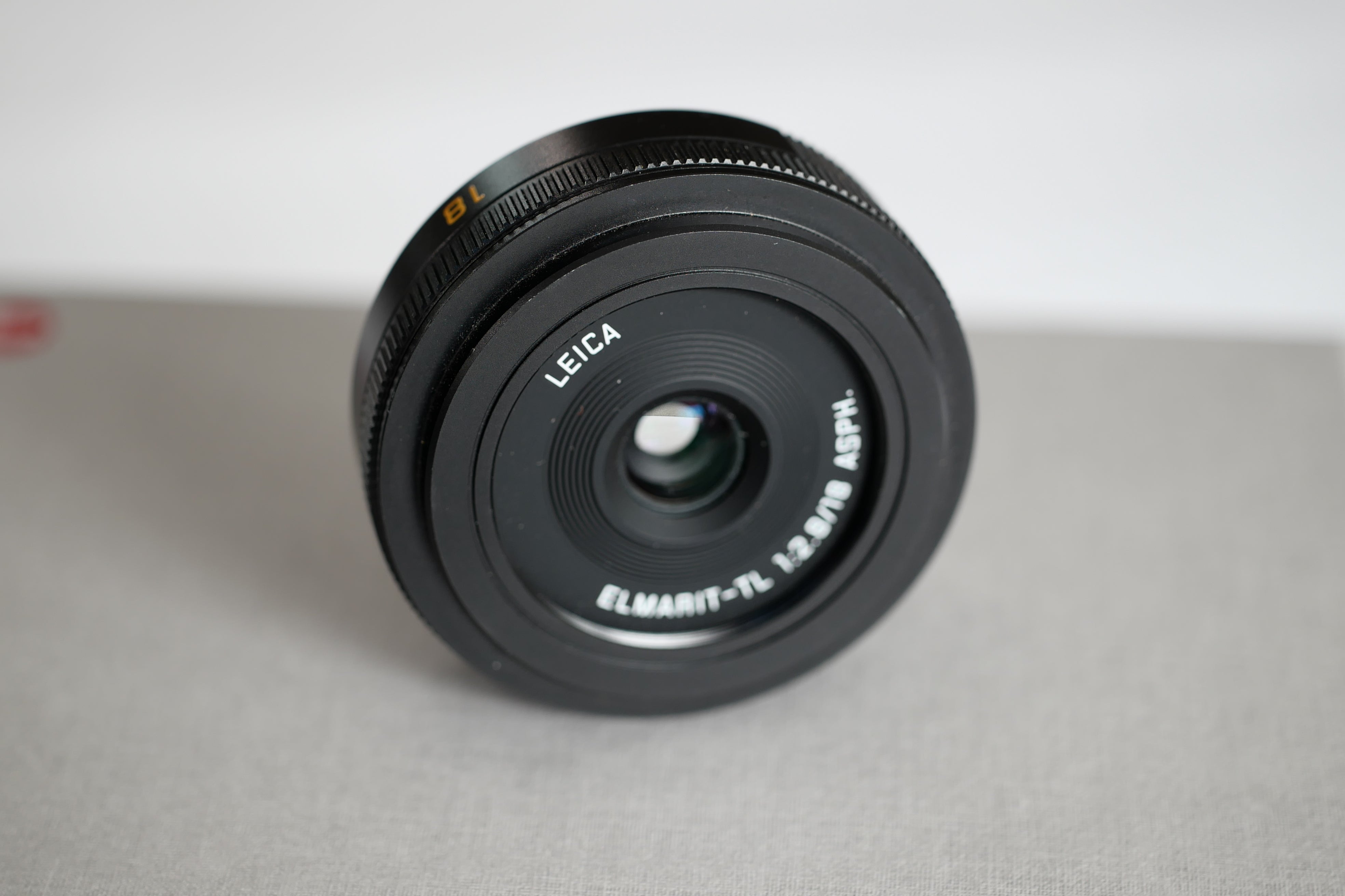 Pre- Owned Leica CL with 18mm Lens