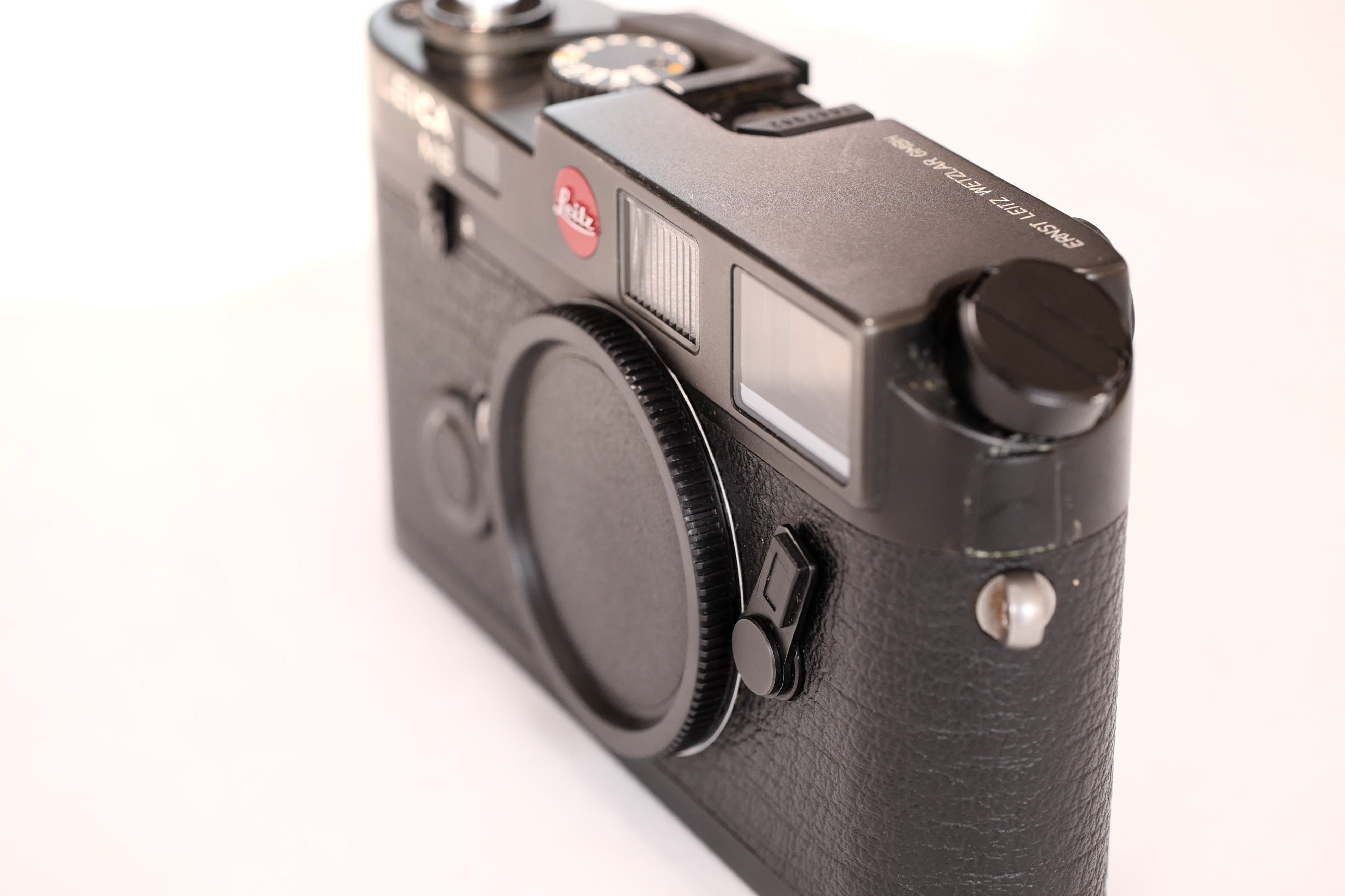 Pre-Owned Leica M6 Rangefinder Camera