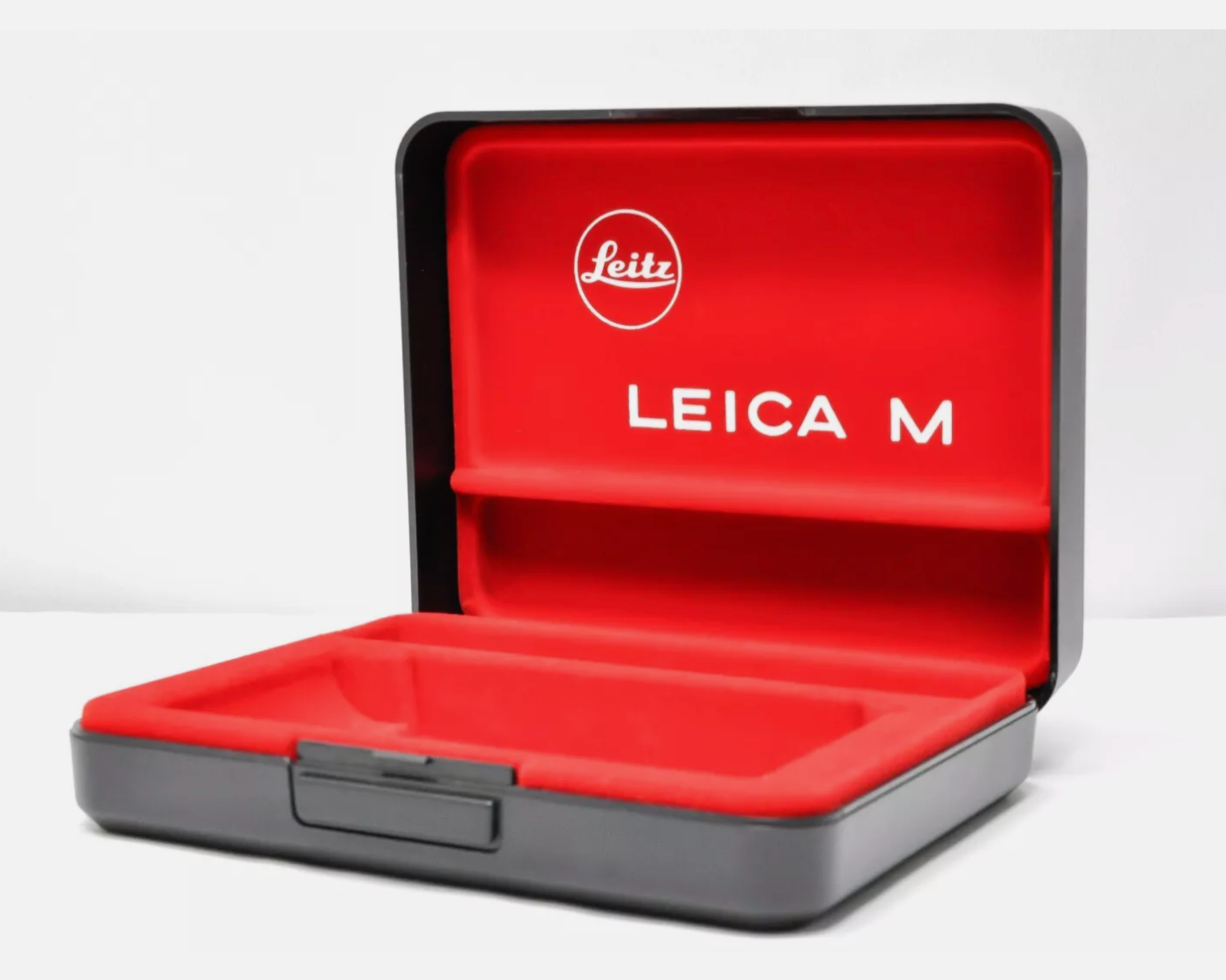 Pre-Owned Leica M6 Rangefinder Camera