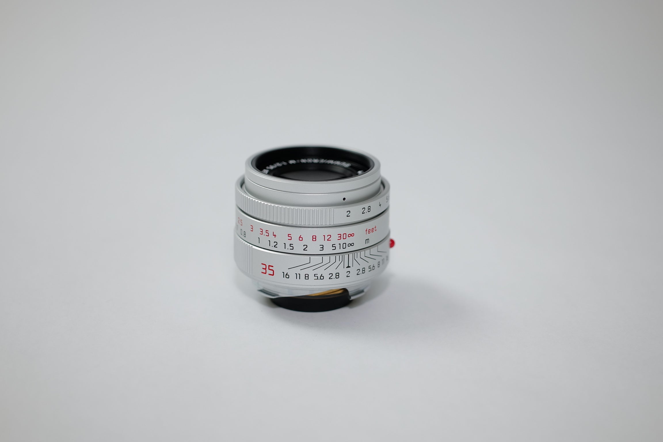 Leica M-P (TYP 240) 35MM F/2 Lens 10915 (CANADA EDITION)