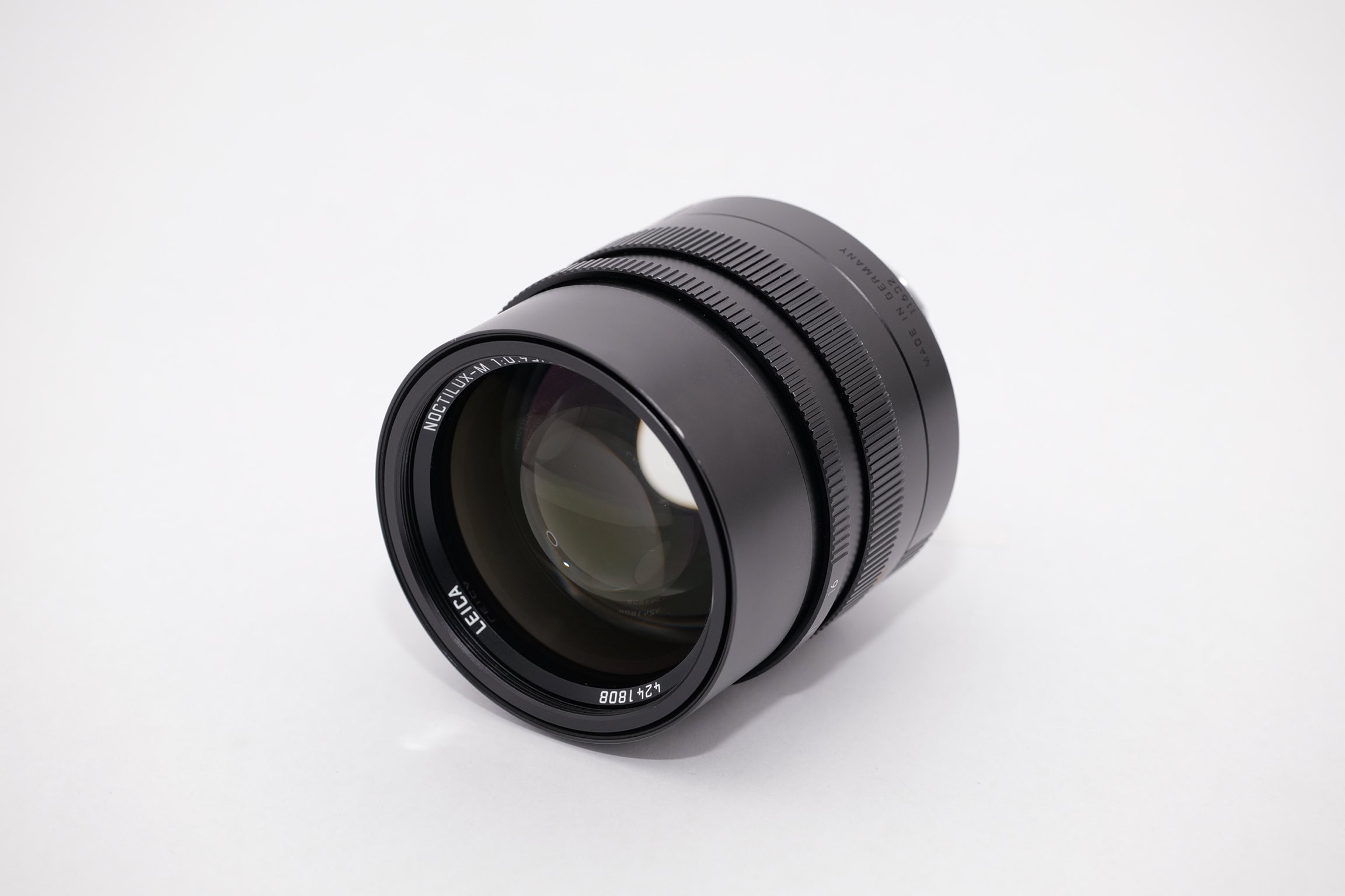 Leica Noctilux-M 50mm f/0.95 ASPH. Lens (Black) 11602